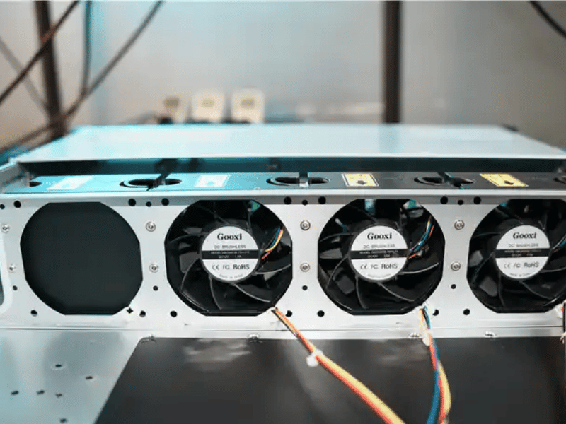 Hot Swap vs Non Hot Swap Server Chassis A Buyer’s Guide